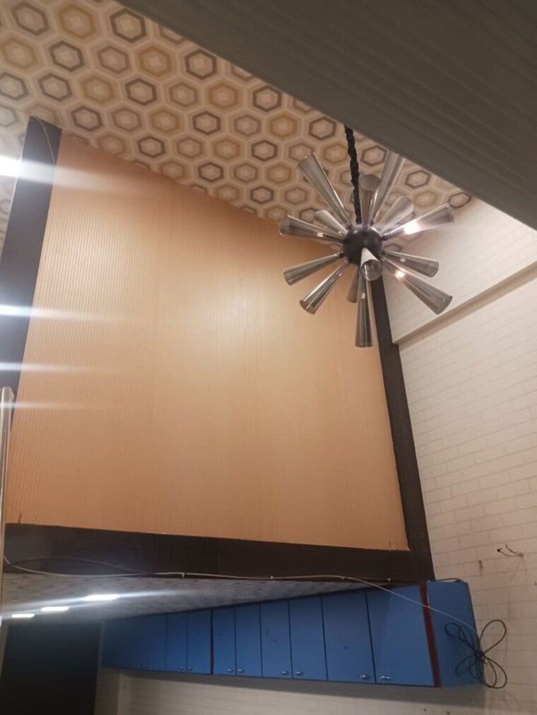 undefined, ghatkopar west Commercial Office Space 400 Sq.Ft. In Ghatkopar West Mumbai 10217383