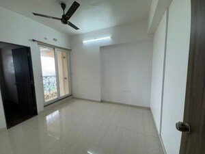 2 BHK Apartment For Rent in Arihant Aalishan, Kharghar