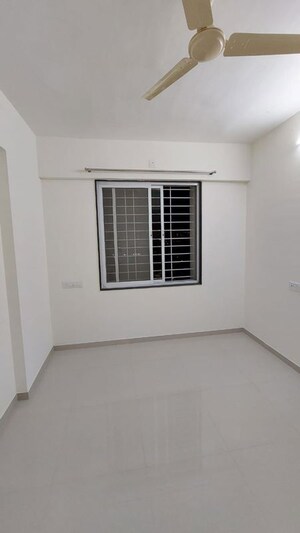Bedroom in 1 BHK Apartment at Vardhaman Moonstone, Tathawade – for Rent