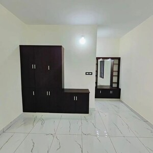 Room in 2 BHK Apartment at Kallikuppam – for Sale
