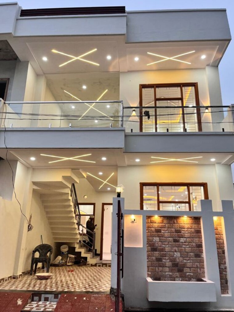 Kitchen, gomti nagar 3 Bedroom 1700 Sq.Ft. Villa In Gomti Nagar Lucknow 10217416