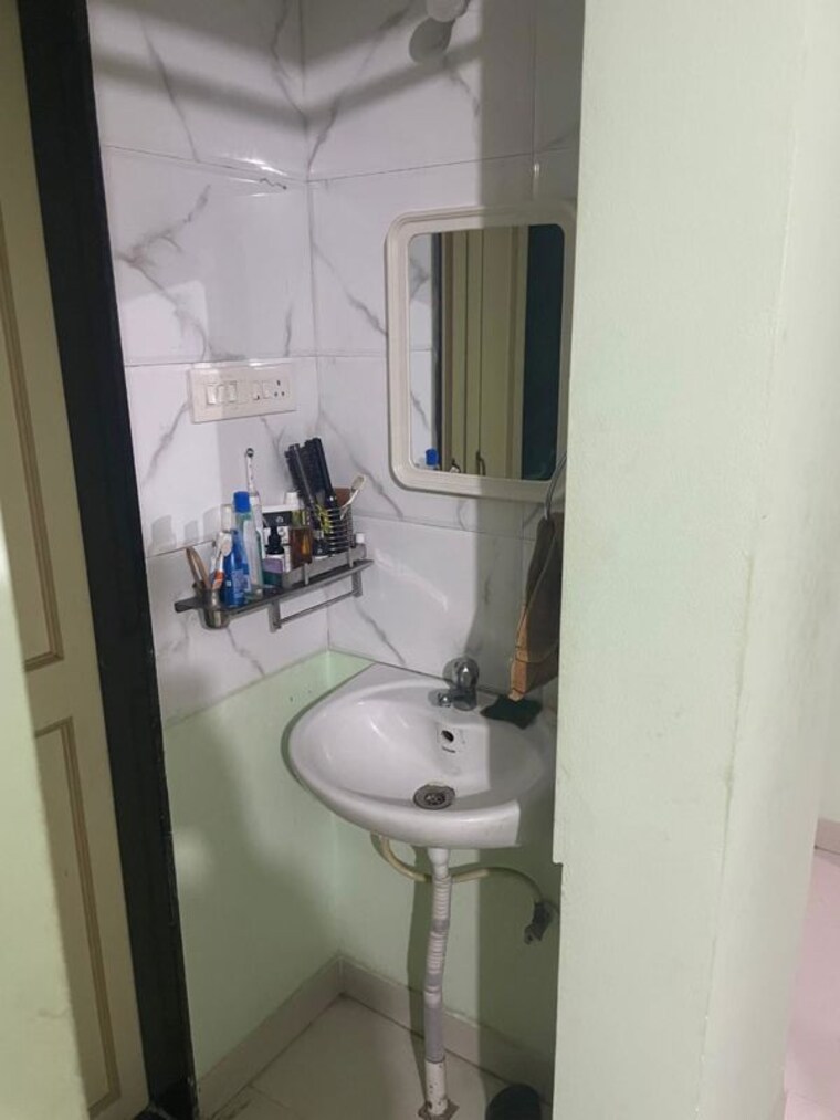 Bathroom, lakshmi-corner 2 Bedroom 900 Sq.Ft. Apartment In Shivane Pune 10217418