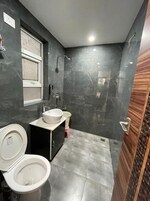 3 BHK + Servant Room 1445 Sq.Ft. Builder Floor in BPTP Park 81