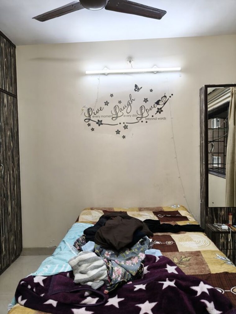 Bedroom, sai-milan-chs 1 Bedroom 460 Sq.Ft. Apartment In Worli Mumbai 10217456