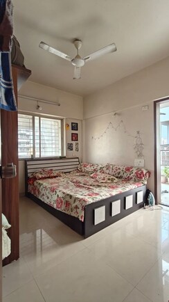 1 BHK Apartment For Sale in Parin Heights