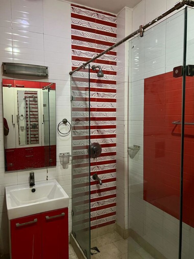 Exterior View, sector 27 3 Bedroom 250 Sq.Mt. Villa In Sector 27 Noida 10217465