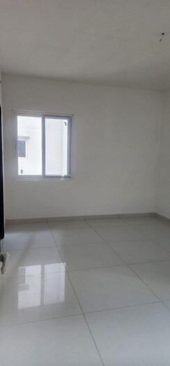 3 BHK Apartment For Sale in Hallmark Skyrena