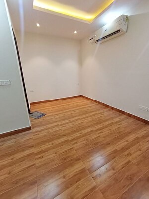 Room in 2 BHK Builder Floor at Malviya Nagar – for Rent