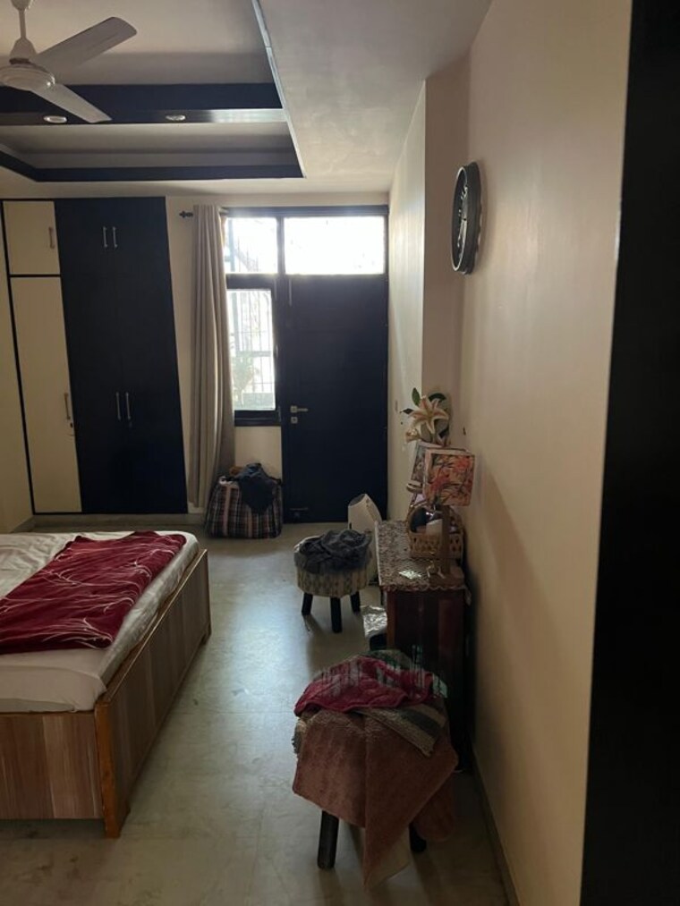 Bedroom, shivalik colony 3 Bedroom 1800 Sq.Ft. Builder Floor In Shivalik Colony Delhi 10217492
