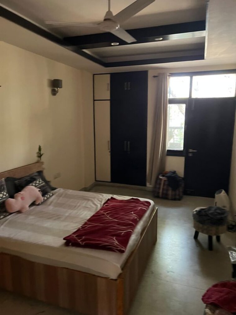 Living Room, shivalik colony 3 Bedroom 1800 Sq.Ft. Builder Floor In Shivalik Colony Delhi 10217492