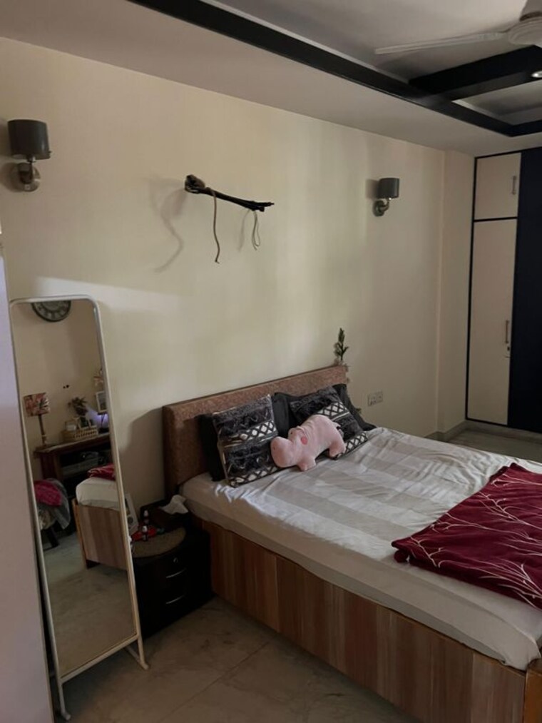 Bedroom, shivalik colony 3 Bedroom 1800 Sq.Ft. Builder Floor In Shivalik Colony Delhi 10217492
