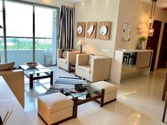 2.5 BHK + Pooja Room Apartment For Rent in Oberoi Realty Woods