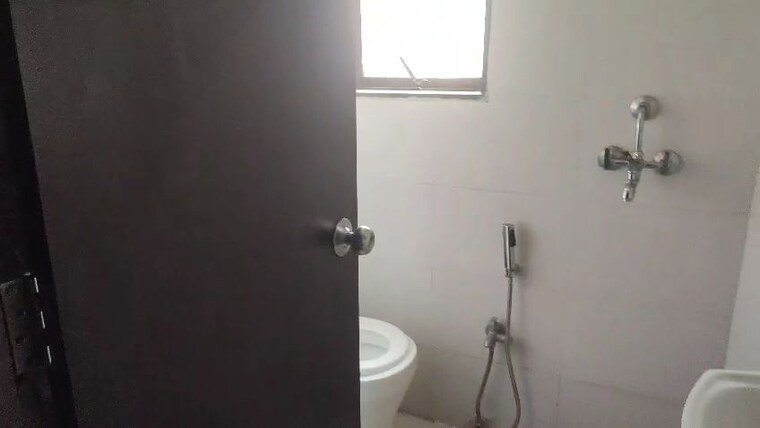 Bathroom, dadar east Commercial Office Space 1800 Sq.Ft. In Dadar East Mumbai 10217522
