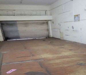  Shop For Sale in Dadar East