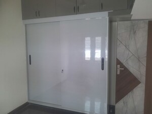 Room in 2 BHK Builder Floor at Nri Layout – for Rent