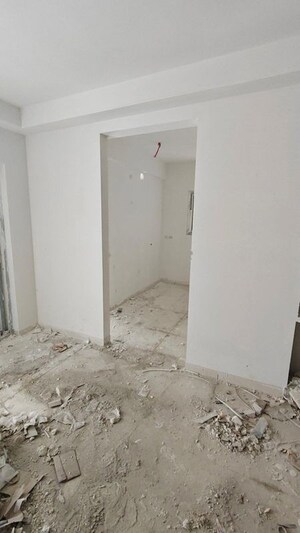 Room in 2 BHK Apartment at Aparna Sarovar Zicon, Nallagandla – for Sale