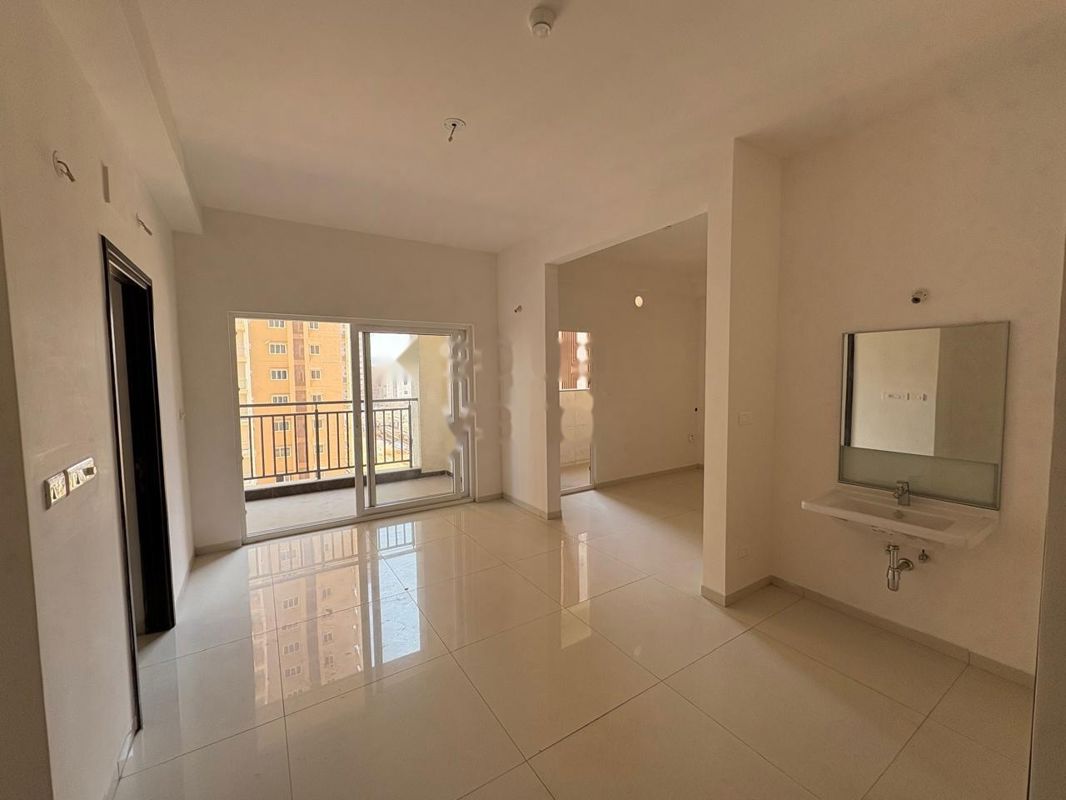 2 BHK Apartment For Sale in Rajapushpa Imperia