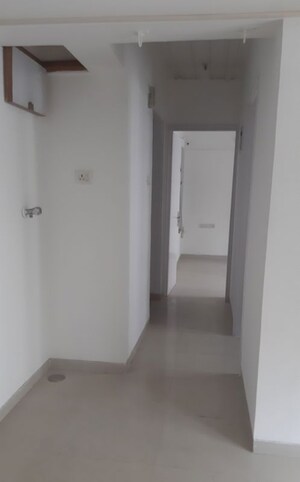 Building Lobby in 1 BHK Apartment at Kalpataru Sidhachal Phase IV, Kapur Bawdi – for Rent