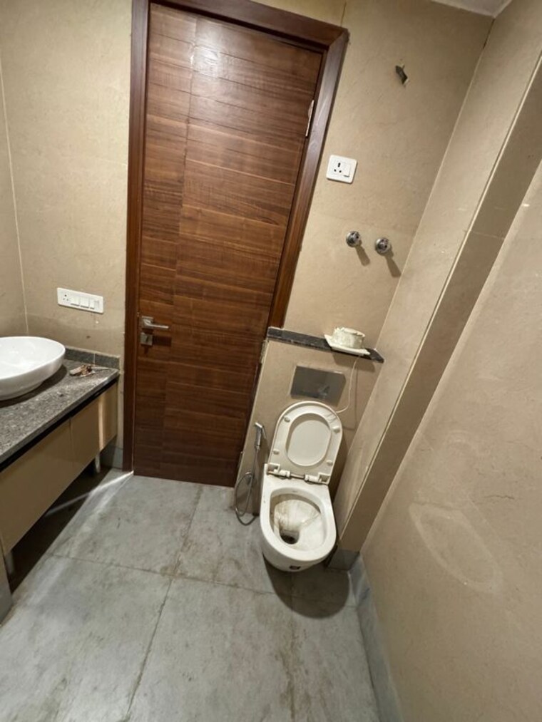 Bathroom, palm-residency-chhatarpur 2 Bedroom 1000 Sq.Ft. Apartment In Chattarpur Delhi 10217602