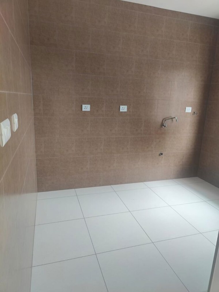 Bathroom, sobha-dream-acres 2 Bedroom 1012 Sq.Ft. Apartment In Panathur Bangalore 10217581