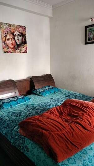 Bedroom in 3 BHK Builder Floor at Sector 75 – for Sale