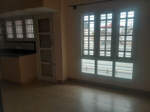 Room in 2 BHK Builder Floor at Nri Layout – for Rent