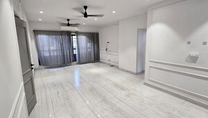 2 BHK Apartment For Rent in Mittal Phoenix Towers, Lower Parel