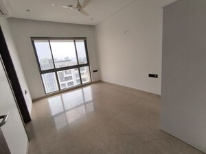 Room in 4 BHK Apartment at Kasturi Epitome, Wakad – for Rent
