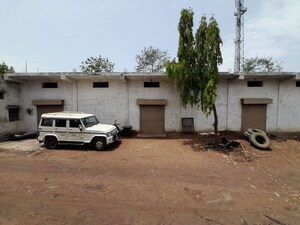  Warehouse For Rent in Lamtara