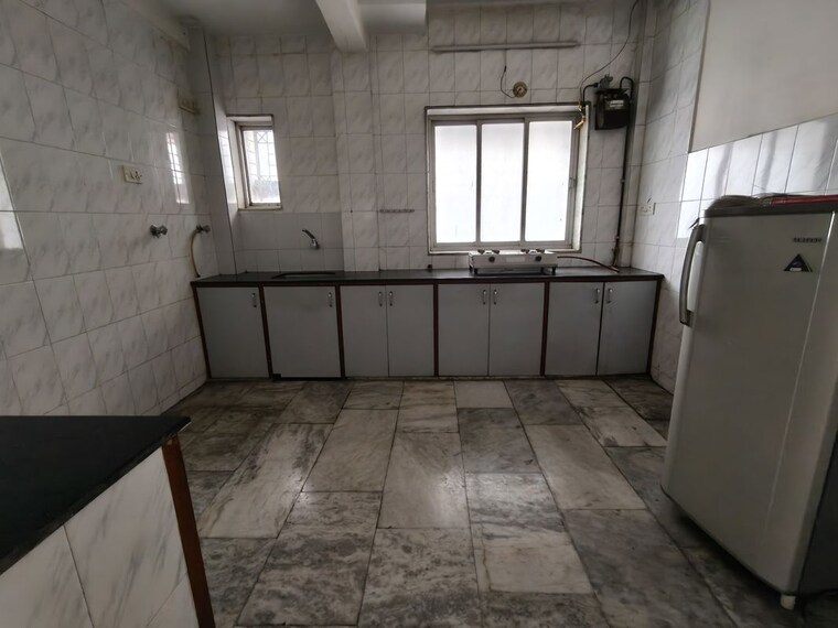 Bathroom, abhay-chs 3 Bedroom 1200 Sq.Ft. Apartment In Vashi Sector 29 Navi Mumbai 10217671