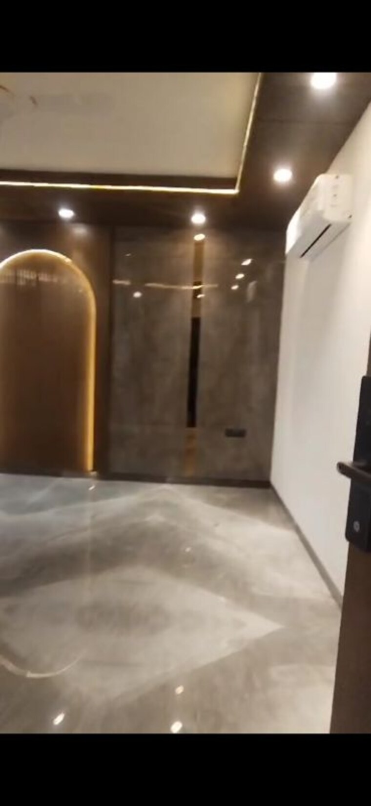 Bedroom, sushant lok i 4 Bedroom 300 Sq.Yd. Builder Floor In Sushant Lok I Gurgaon 10217673