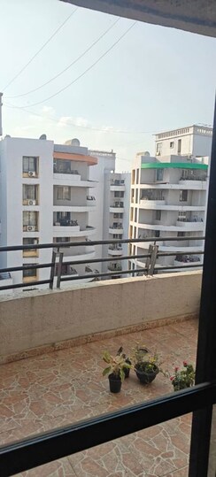 3 BHK Apartment For Rent in Mont Vert Tropez