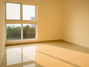 Room in 3 BHK Apartment at Godrej Park Retreat, Sarjapur Road – for Sale