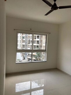 2 BHK Apartment For Rent in K Raheja Sterling