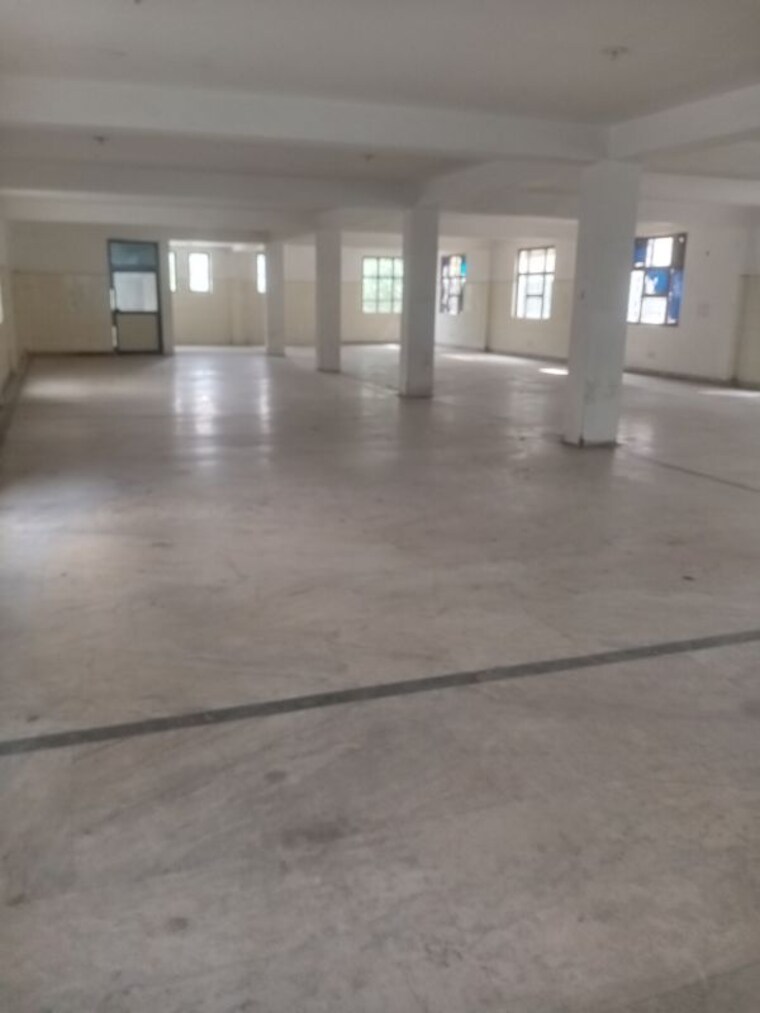  Parking, okhla industrial estate phase 1 Commercial Warehouse 8000 Sq.Ft. In Okhla Industrial Estate Phase 1 Delhi 10217633