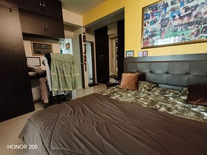 Bedroom in 3.5 BHK Apartment at Prakruti Pearl, Ghodbunder Road – for Rent