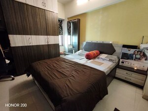 Bedroom in 3.5 BHK Apartment at Prakruti Pearl, Ghodbunder Road – for Rent