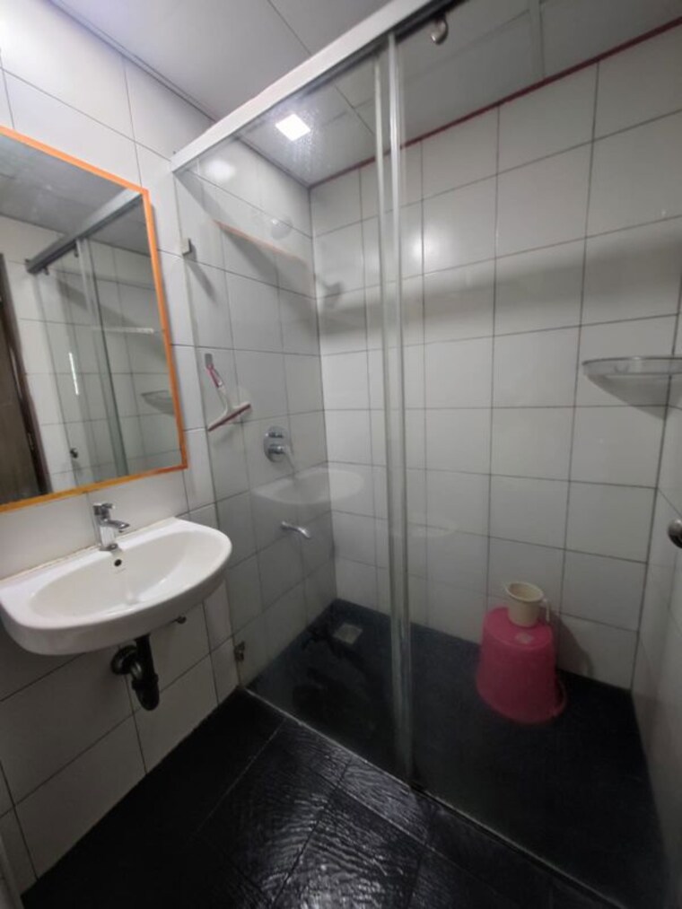 Bathroom, sobha-dream-acres 1 Bedroom 656 Sq.Ft. Apartment In Panathur Bangalore 10217637