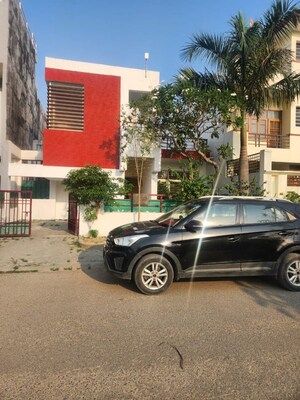 Parking in 2 BHK Independent House at Sushant Golf City – for Sale