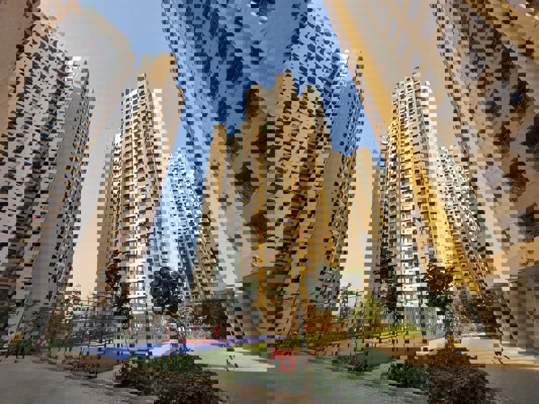 2 BHK 570 Sq.Ft. Apartment in Sunteck Maxxworld