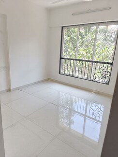 2 BHK + Pooja Room Apartment For Rent in Sheth Zuri