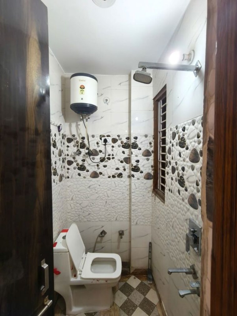 Master Bedroom, uttam nagar 2 Bedroom 60 Sq.Yd. Apartment In Uttam Nagar Delhi 10217774