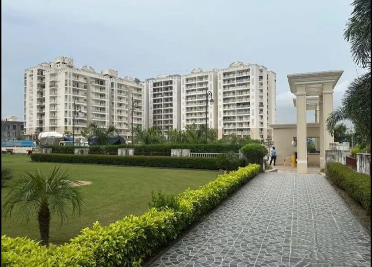 Exterior View, pir machalla 3 Bedroom 1800 Sq.Ft. Apartment In Pir Machalla Zirakpur 10217782