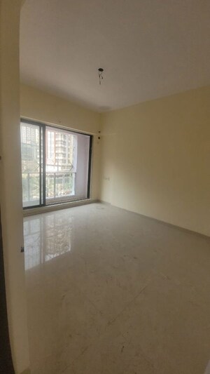 Room in 1 BHK Apartment at Ravi Gaurav Excellency, Mira Road – for Rent
