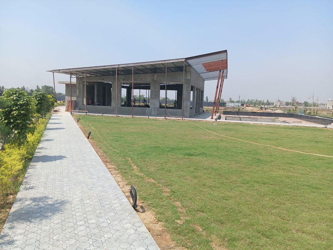 Plot For Sale in New Moradabad
