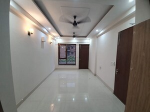 Building Lobby in 3 BHK Builder Floor at Sector 45 – for Rent