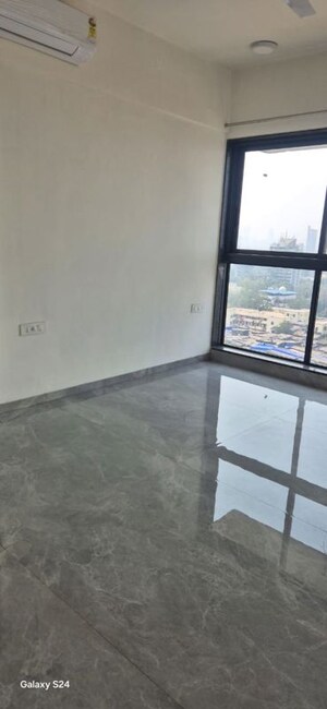 Room in 3 BHK Apartment at Tricity Natraj, Chembur – for Rent