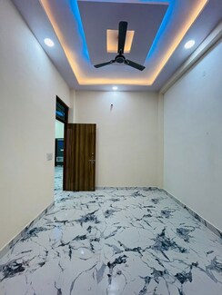 2 BHK + Study Room Villa For Rent in Wave City