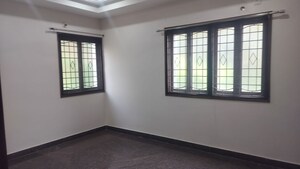 Room in 3 BHK Apartment at Banjara Hills – for Rent