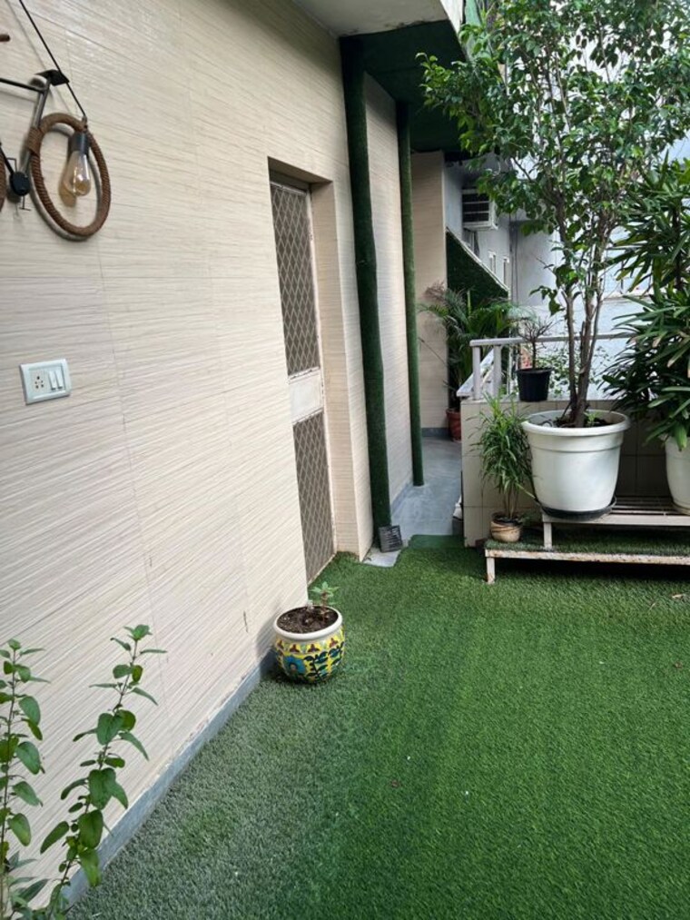 Balcony, vasant kunj 3.5 Bedroom 1900 Sq.Ft. Apartment In Vasant Kunj Delhi 10217856